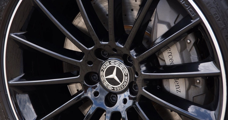 Mercedes-Benz CLS cena 300000 przebieg: 105700, rok produkcji 2018 z Góra małe 154